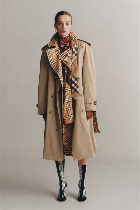 trenchcoat burberry details|Burberry trench coats vintage.